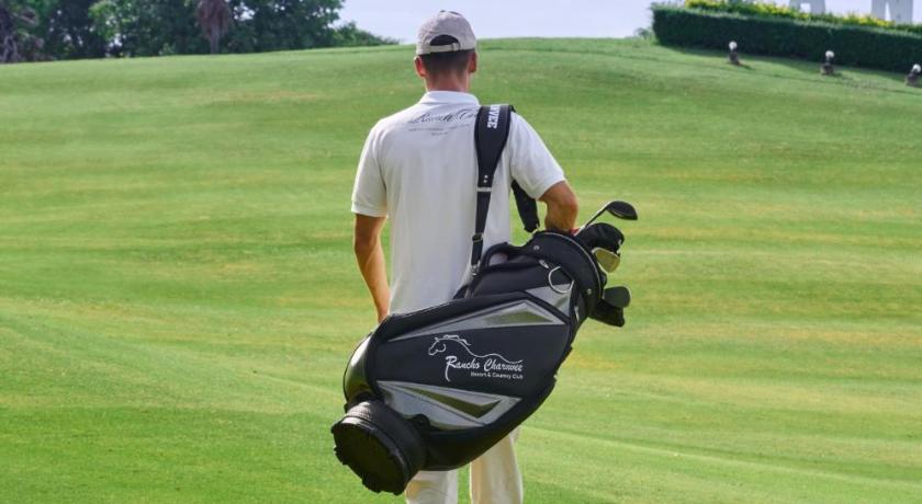 考艾 บ้านเขากอดโฮมสเตย์ ปากช่อง 3星级 单人房 泳池