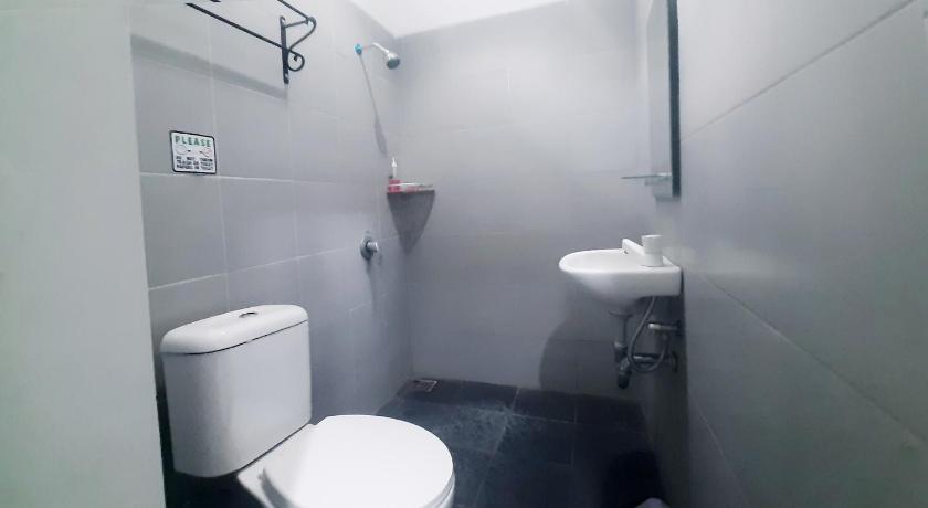 Bild von: Einzelzimmer mit Bad (Single Room with Bathroom) 14