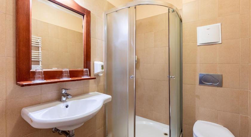 Image of Standard Triple Room 2