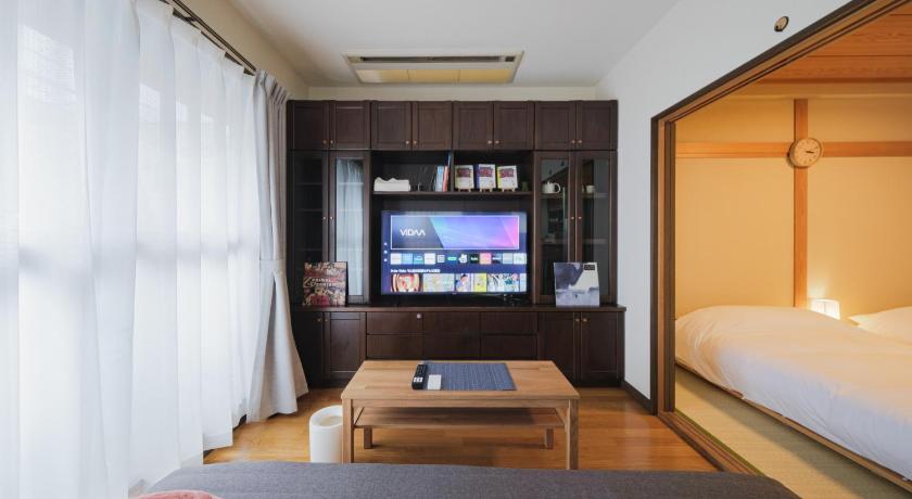Tokyo Asakusa 2BR Apt Kitchen 8P 浅草2LDK キッチン付 最大8名 4-Star Accommodation lobby