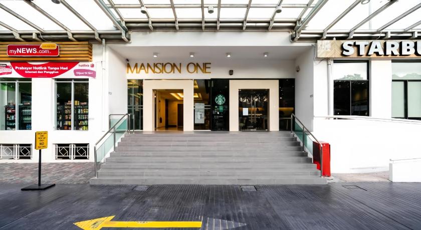 Mansion One Room Suite – George Town, NY
