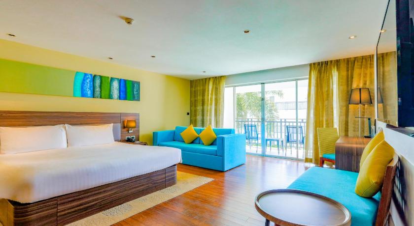 Image of 1 King 1 Bunk Family Suite 4