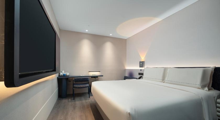 長沙 Changsha Hunan Museum Xiangya Hospital Subway Station Light Hotel ホテル スイート