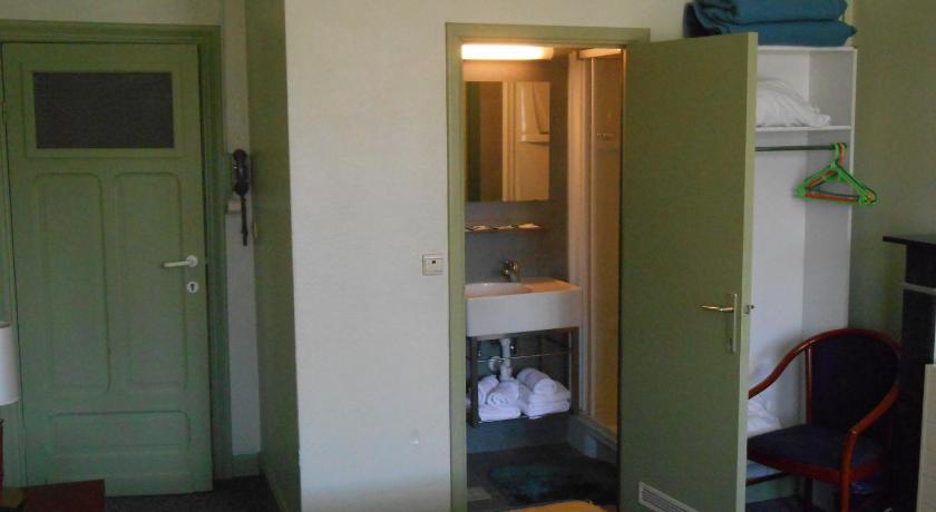 Hotel Old Tom photo