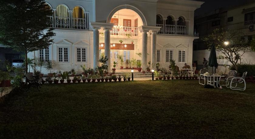 White House Karachi - image 10