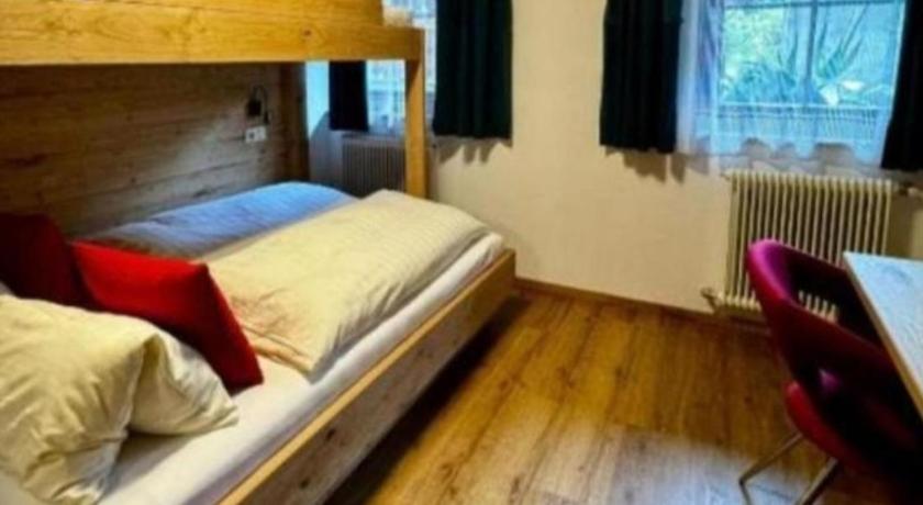 Image of Standard Double Room 4
