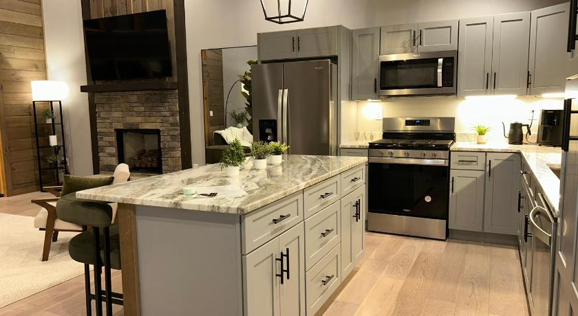 미네럴 블러프 Lux Blue Ridge Cabin, Hot tub, Swing, PingPong! 5성급 숙소 외관