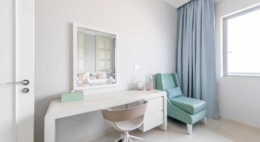 Image of Three-Bedroom Apartment 7