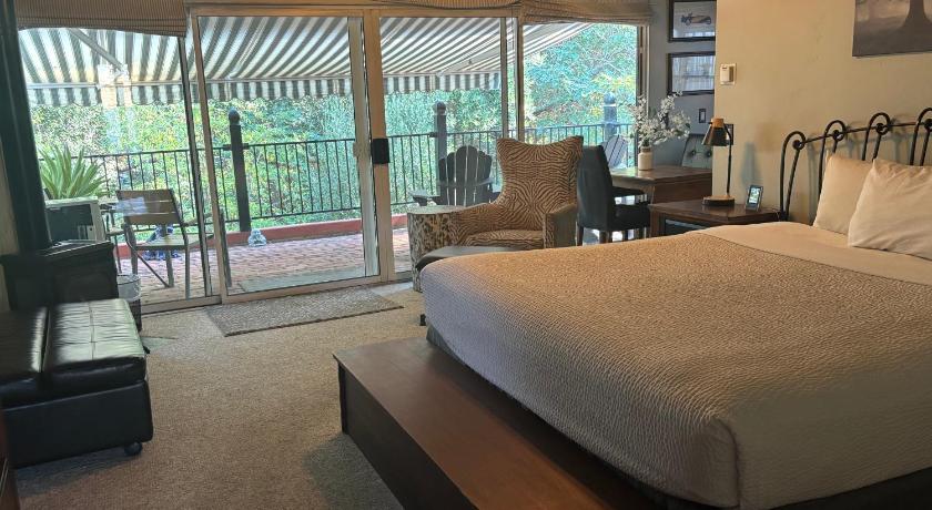샌 루이스 오비스포 (CA) Peach Tree Inn 2성급 숙소 전망