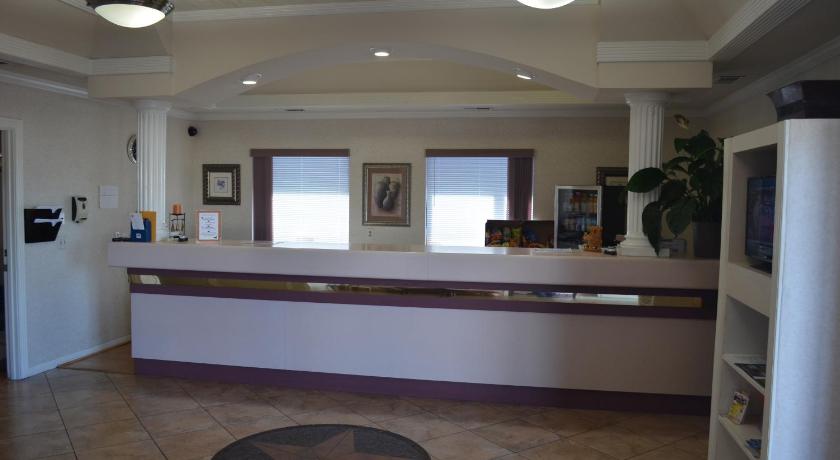 Hill Country Inn photo