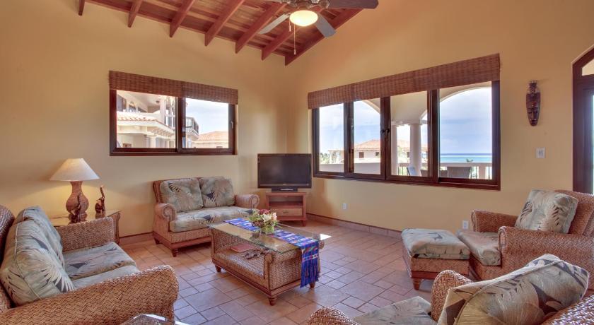 Coco Beach Resort photo