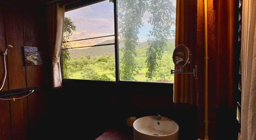 帕尧 Napahong Treehouse นาป่าฮง 4星级 单人房 景观