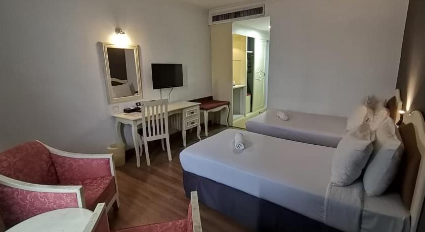 ケニンガウ Hotel Seri Malaysia Kulim 3つ星 ホテル レストラン