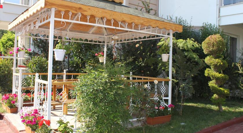 Aloria Garden Hotel photo
