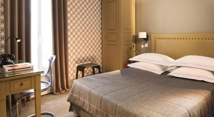 Standard Double Room, Apollon Montparnasse in Paris