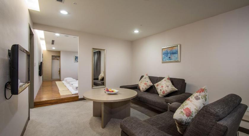 Image of Japanese Western Style Suite Room - Non-Smoking 4