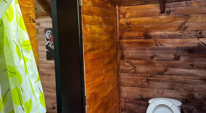 Cabanas del bosque - La casa en la piedra
