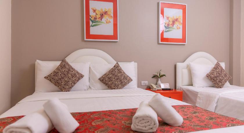 Image of Deluxe Triple Room 4
