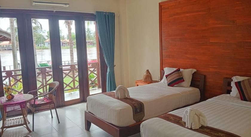 Image of Superior Twin Room 0
