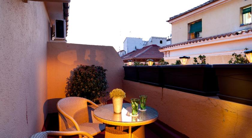 Image of Double with Balcony 1