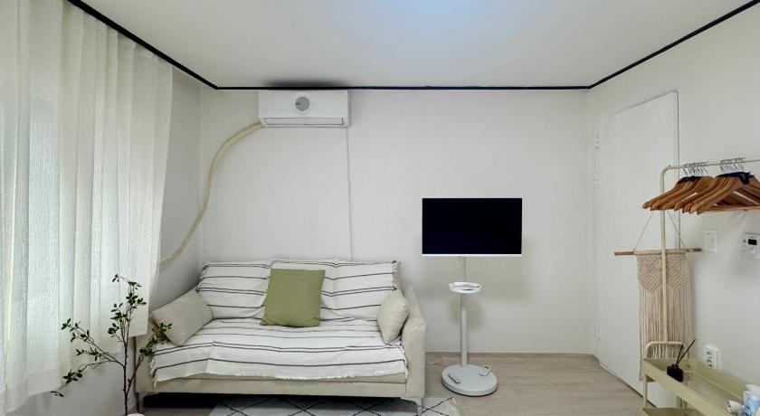 Seoul Konkuk Univ 2BR Cozy Apartment near Subway & Han-river 3-Star Accommodation restaurant
