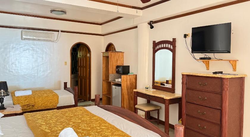 Foto Suite dengan pemandangan kolam renang (Suite with Pool View) 0