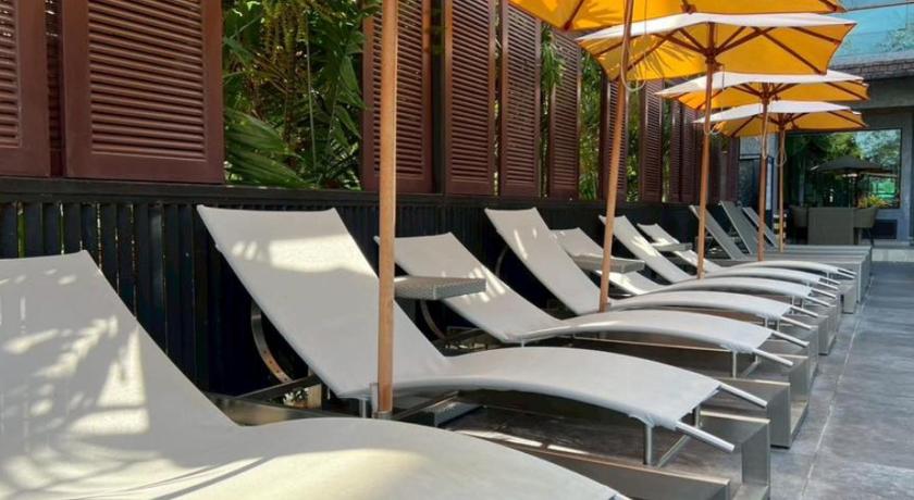 Image of Deluxe - Twin 17