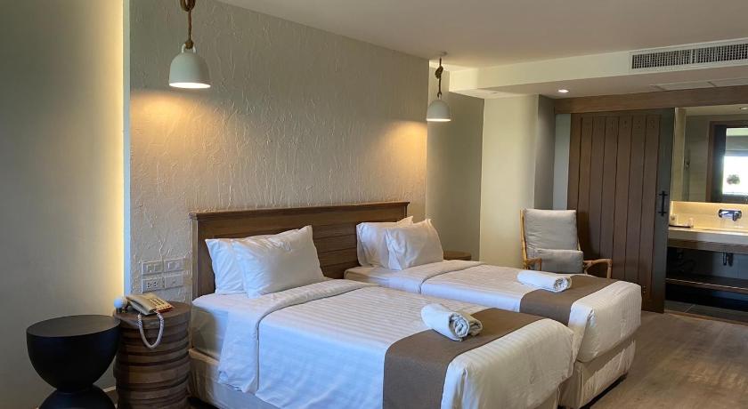 Image of Twin Room with Lake View 4