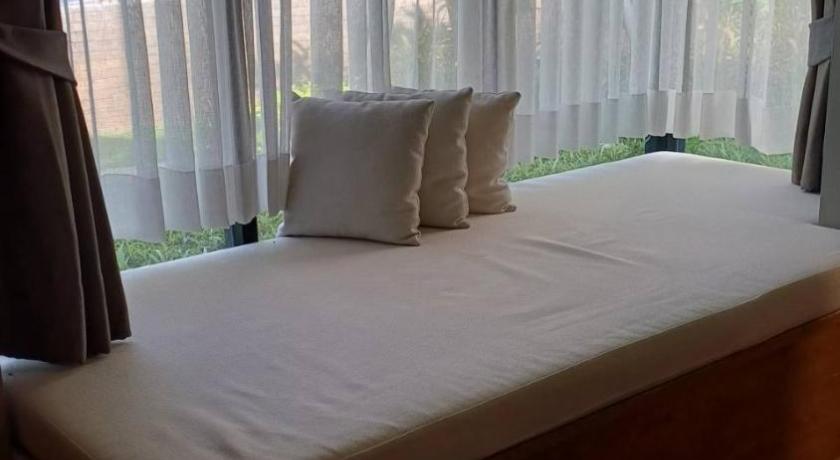 Image of Triple Room with Lake View 15