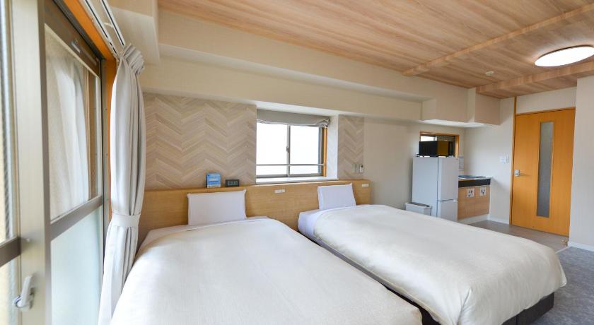 福岡 Hotel New Gaea Yakuin 3つ星 ホテル プール