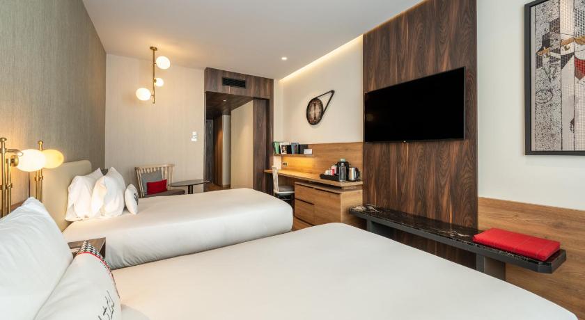 Image of Family Suite 15