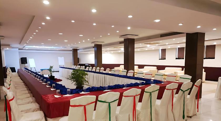 Grand Regency - image 8