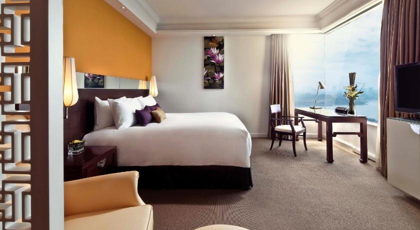 Image of Premier Room 4