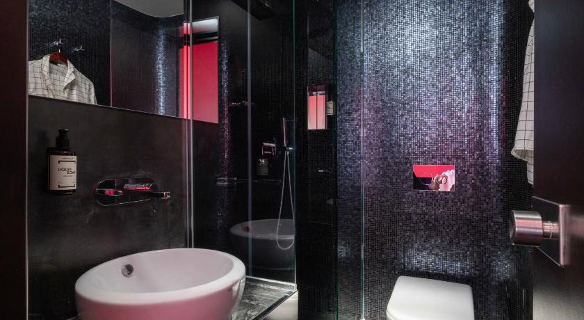 Image of Superior Twin Room 2