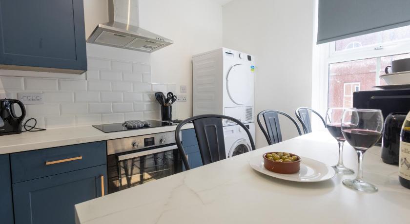 德比 St James Court Serviced Accommodation 3星级 酒店 外观