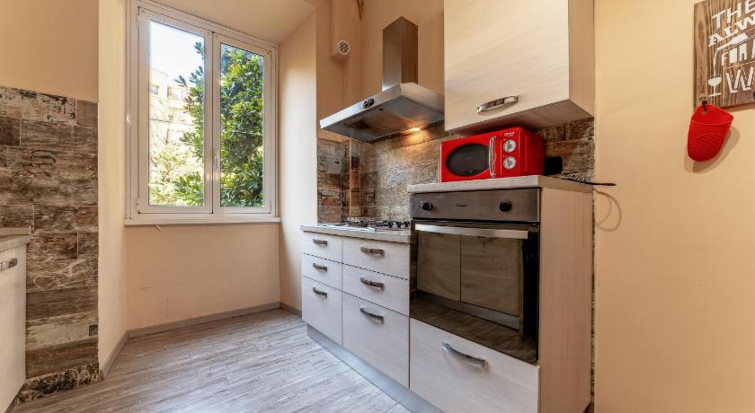Kitchen, Claudio Flat - Metro Re di Roma & Wi-Fi in Tiburtino Claudio Flat - Metro Re di Roma & Wi-Fi