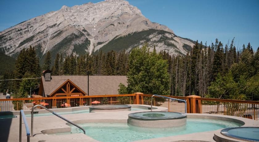 Otter Hotel