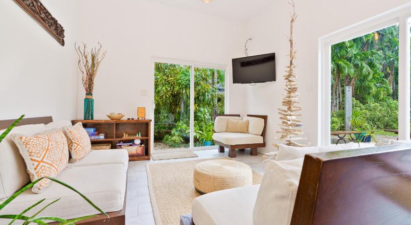 Ocean View Agat Marina Private Accommodation