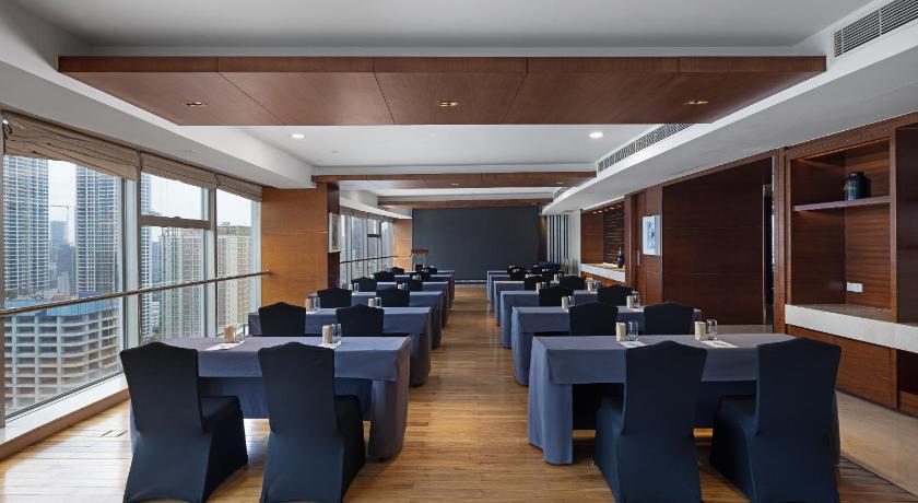 New World Wuhan Hotel - image 21
