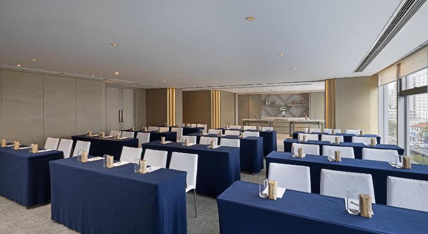 New World Wuhan Hotel - image 45