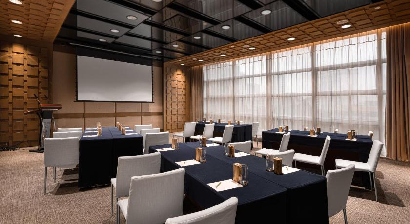 New World Wuhan Hotel - image 34