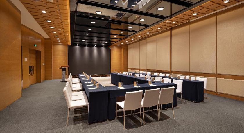 New World Wuhan Hotel - image 39