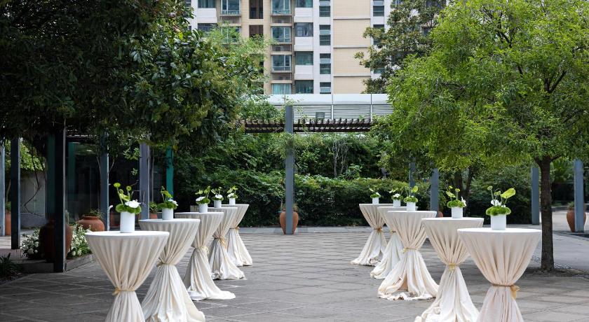 New World Wuhan Hotel - image 50