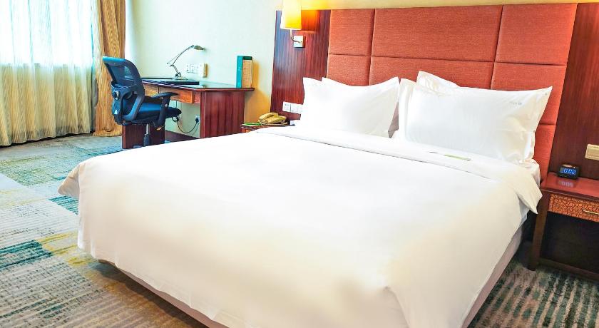 Imagen de 1 Bedroom Suite Lounge Access 1