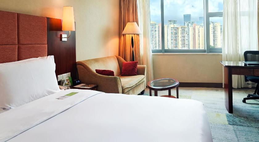 Imagen de 1 King Premium Lounge Access 1