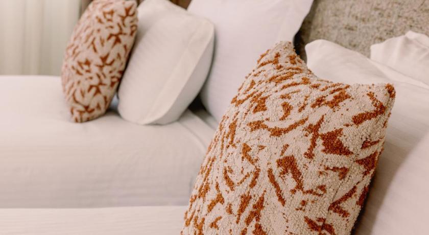 Image de Deluxe Room Twin Bed City View 6