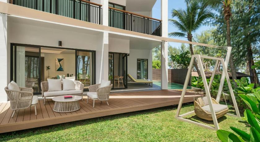 Image of Two-Bedroom Residential Suite with Oceanfront and Private Pool 7