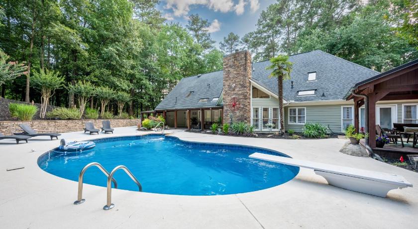 カーターズビル (GA) Poolside Farm Serenity Group Perfect Cozy Gazebo 3つ星 宿泊施設 外観