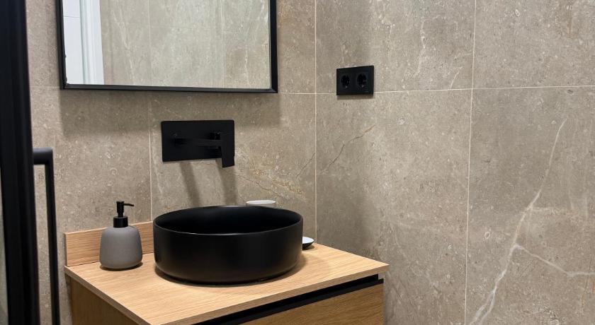 セビリア Apartamento Orilla de Triana Luxury 3つ星 シングルルーム スイート