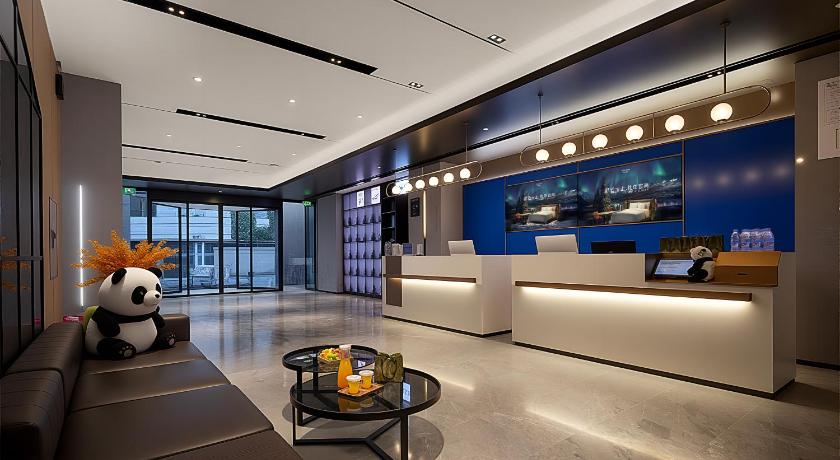 Echarm Hotel Chengdu Chunxi Road IFS Center – Chengdu, IL